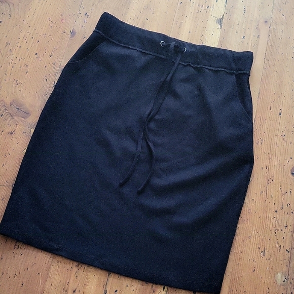 Benancy Dresses & Skirts - NWT Midi Skirt